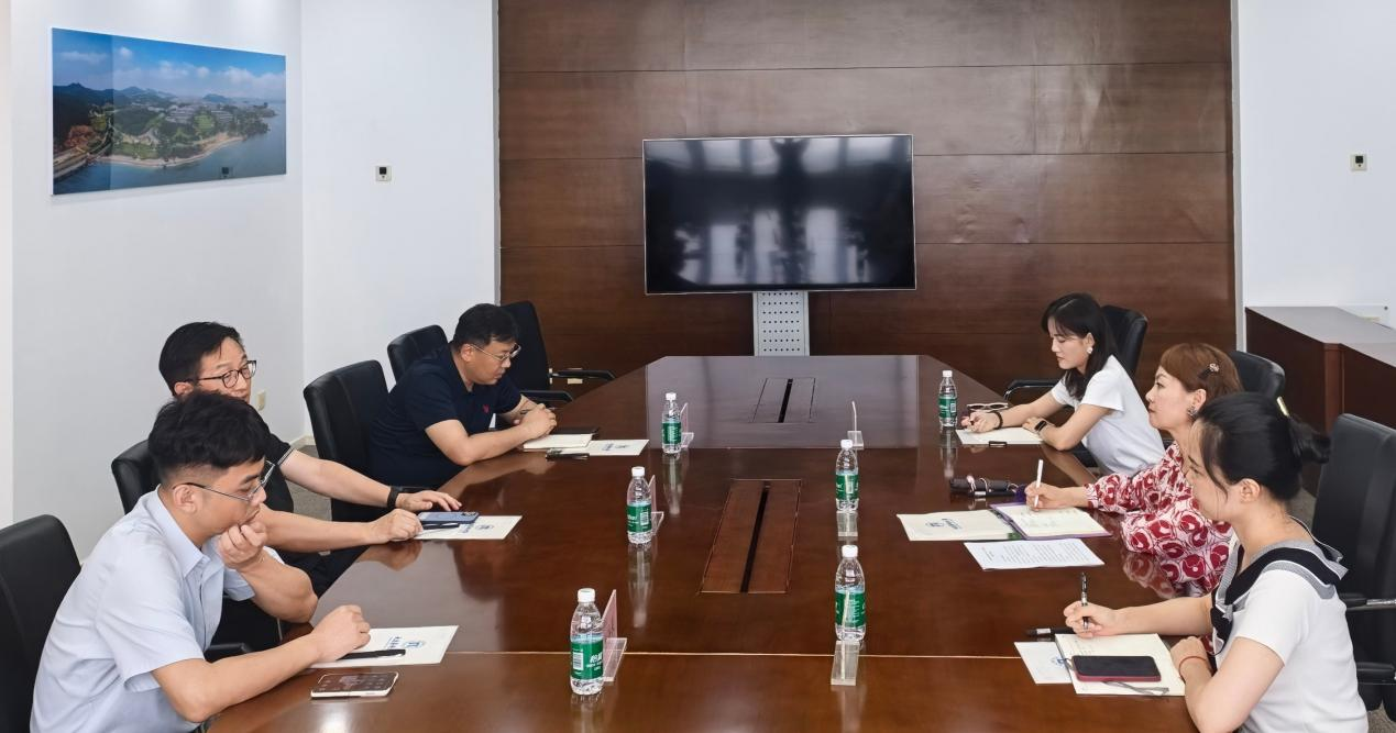 我校与德国华人执业医师联合会举行交流座谈会